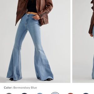 We the Free Just Float on Flare Jeans in Bermondsey Blue - size 27 short